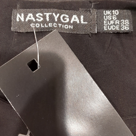 Nasty Gal Double Layer Slinky High Neck Sleeveless Bodysuit in Black size 6 - Picture 3 of 5